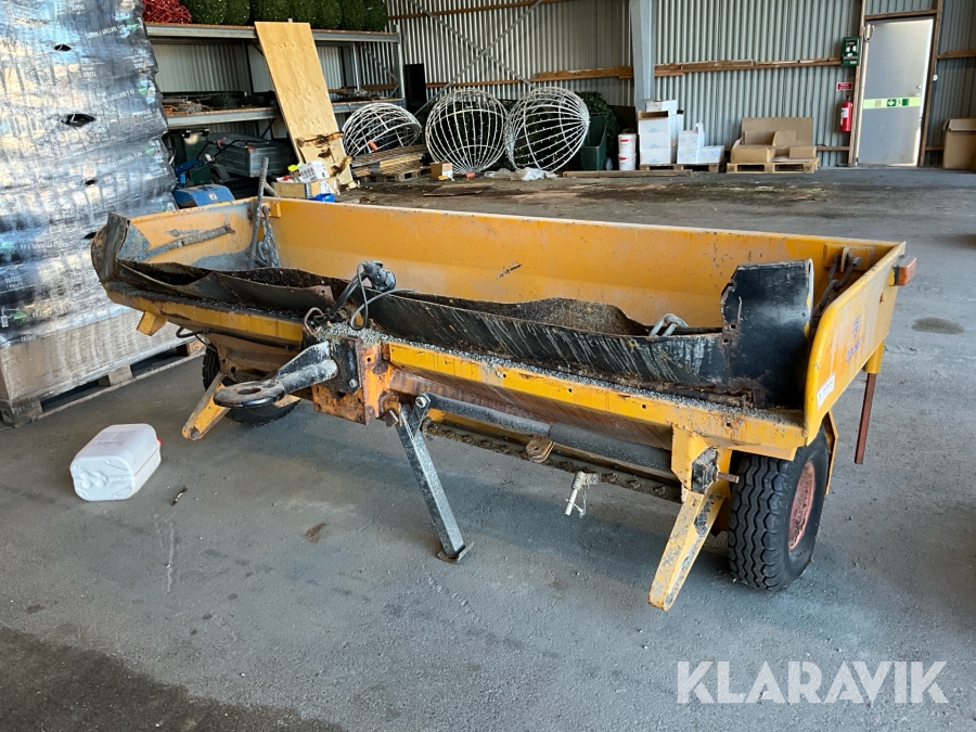 Sandspridare för lastbil Epoke TMK10-275