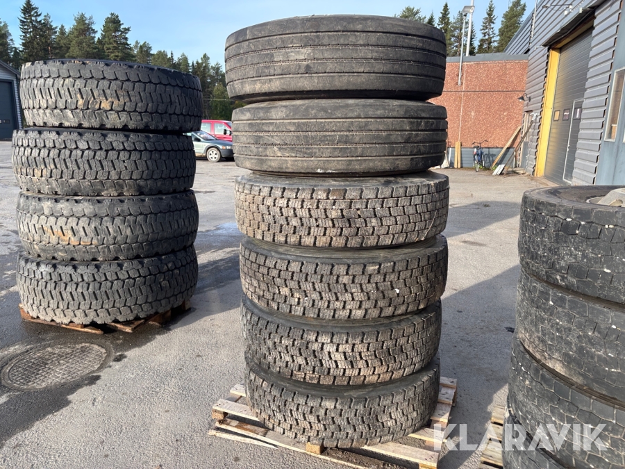 Vinterdäck till lastbil Bridgestone/ Falken med fälg 6st