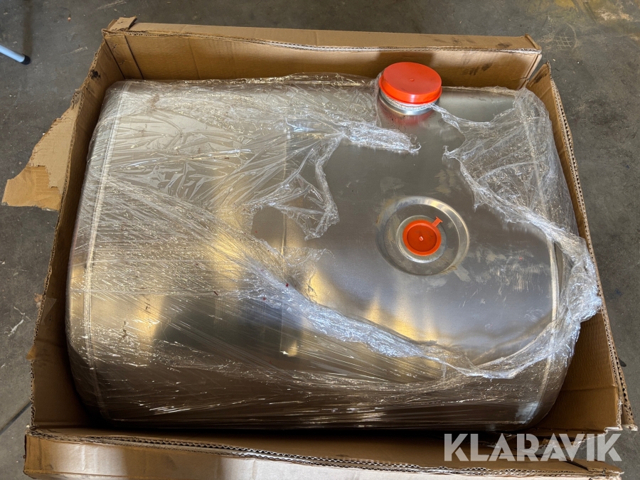 Bränsletank till lastbil Volvo 560x675x830mm