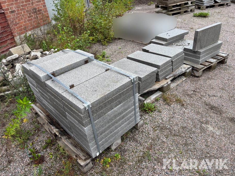 Parti med granitplattor 60 x 30 cm 58 st