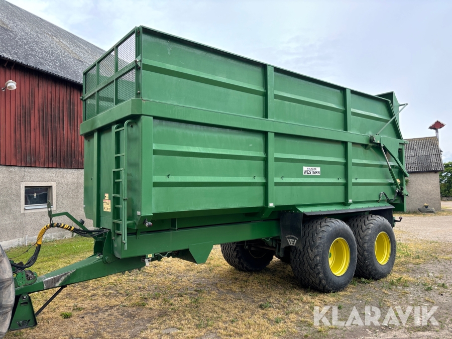 Ensilagevagn Richard Western P27 med ensilageförhöjning