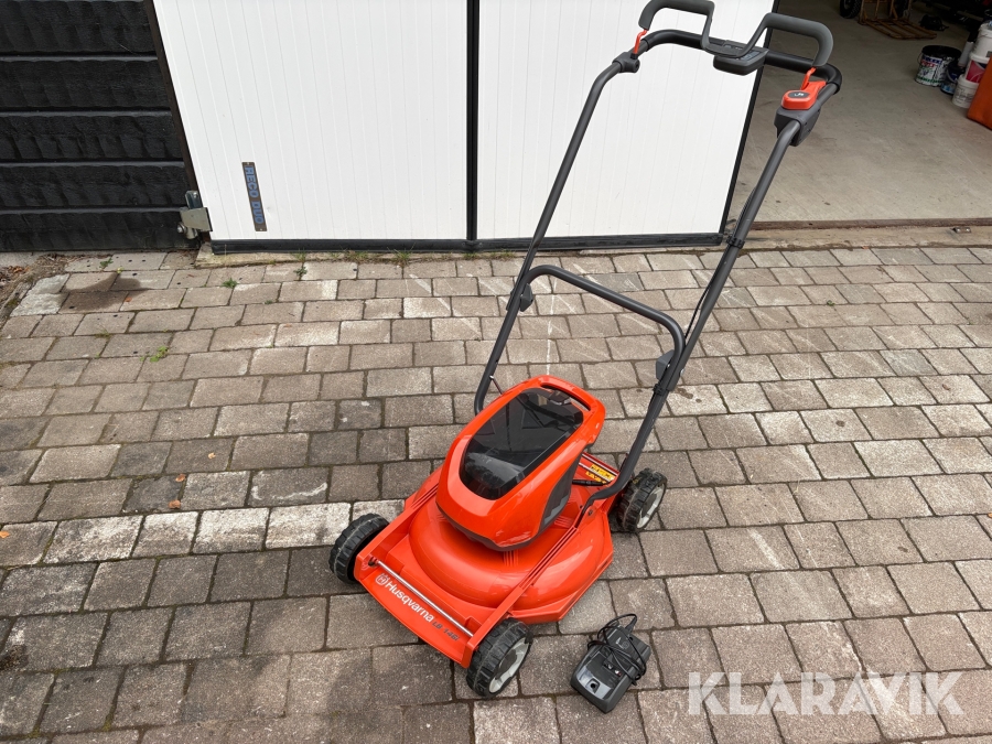 Gräsklippare Husqvarna LB 146i batteridriven