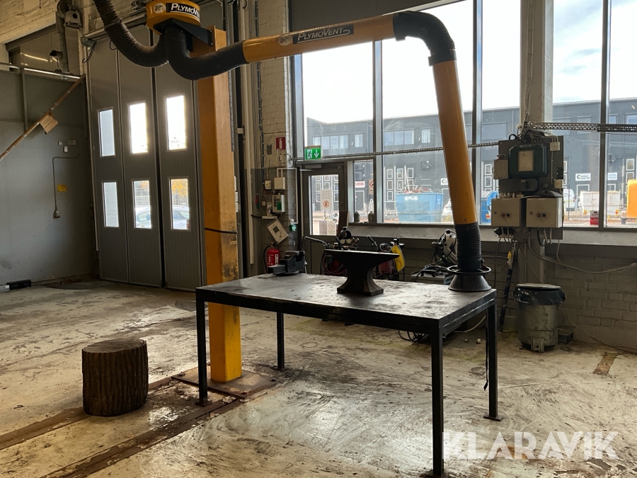 Svetsbord med städ och utsug