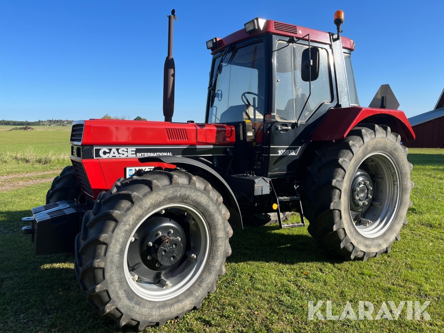 Traktor Case IH 1056XL