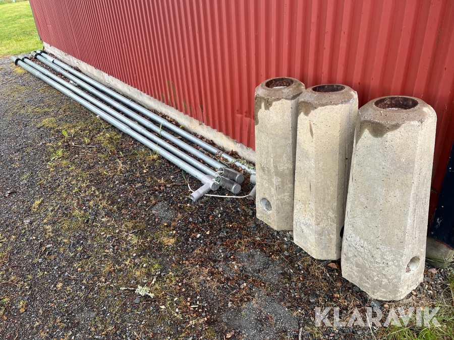 Belysningsstolpar med armaturer 4st