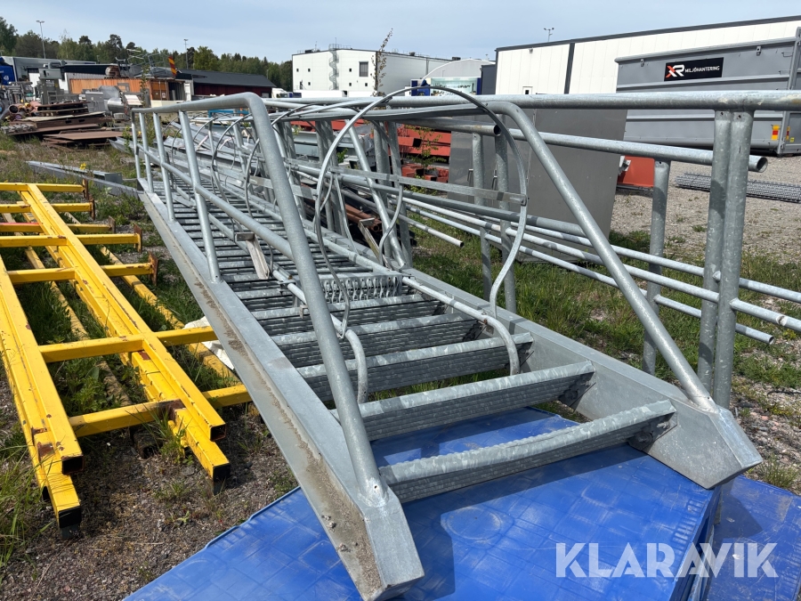 Ståltrappa och stege 2st