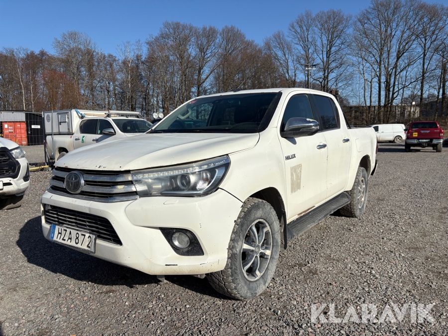 Pickup Toyota Hilux Dubbelhytt 2,4 AWD Automat
