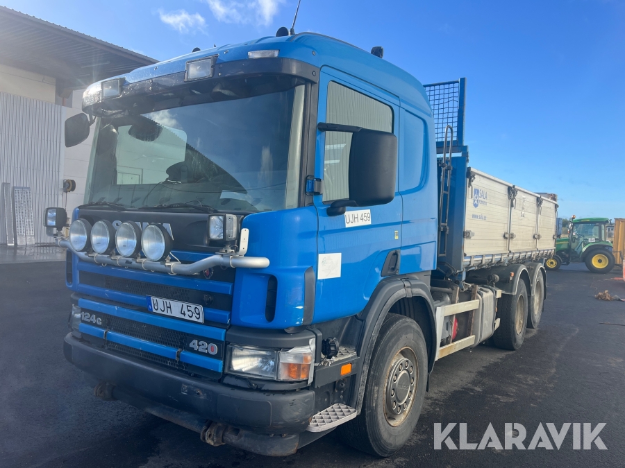 Tippbil Scania 124G 420 Plogutrustad
