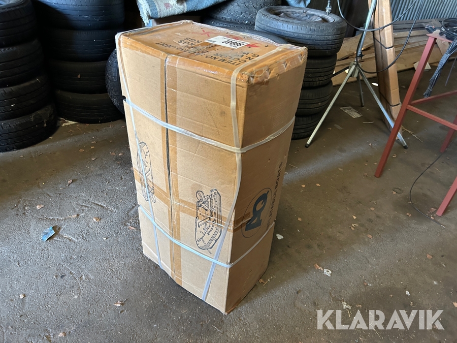 Gummibåt AQ Kinglight 2500 med pump och åror