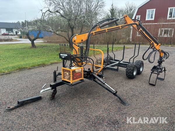 Timmervagn / huggarvagn med kran och motor
