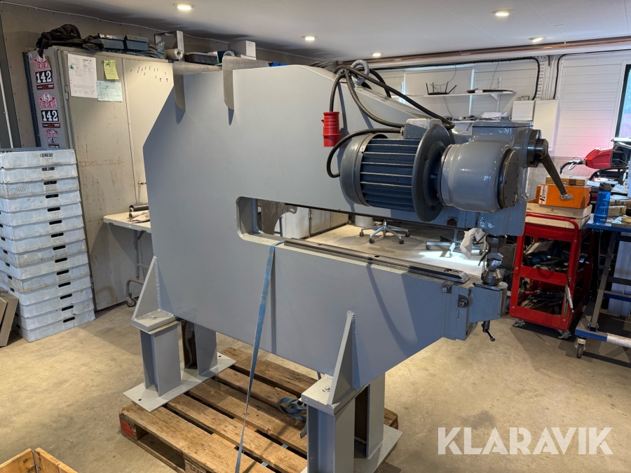 Plåtformning / skärmaskin Pullmax P5 med verktyg och tillbehör