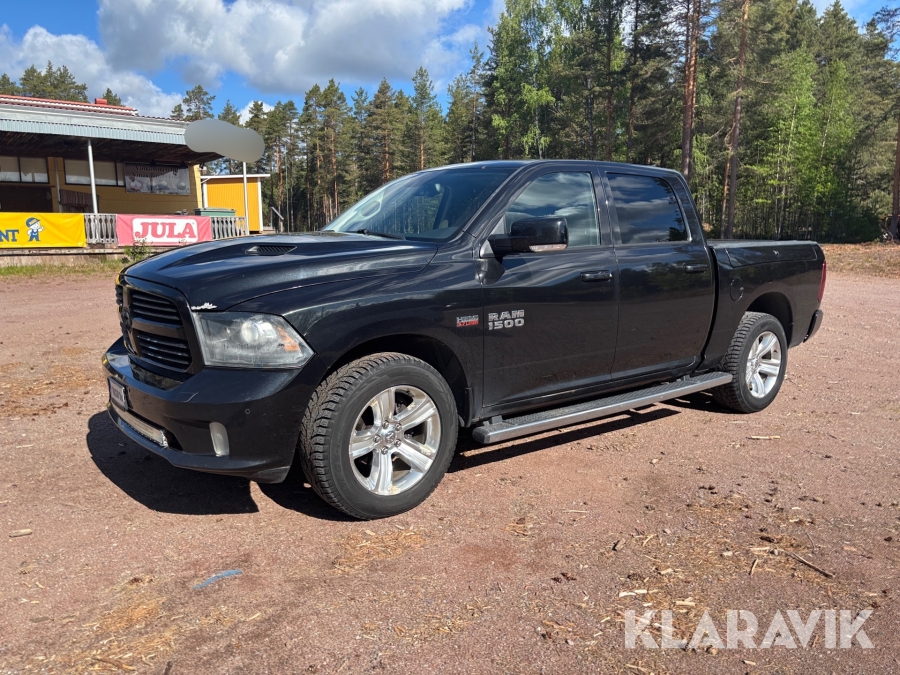 Pickup Dodge RAM 1500 HEMI 5.7