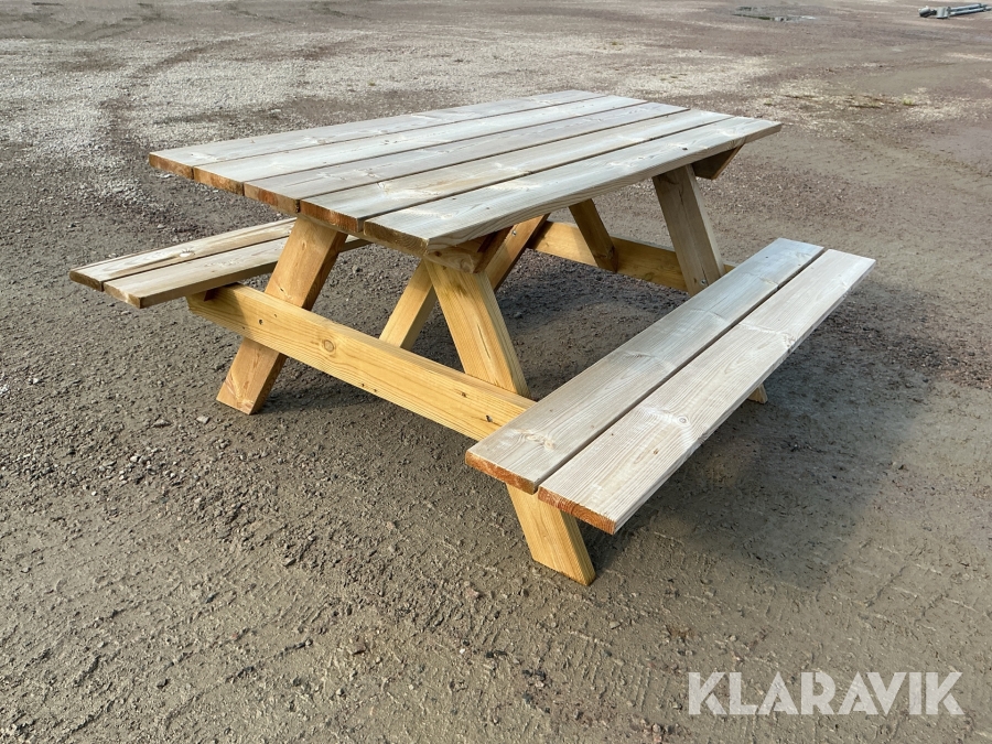 Bord med bänk Fast bänk