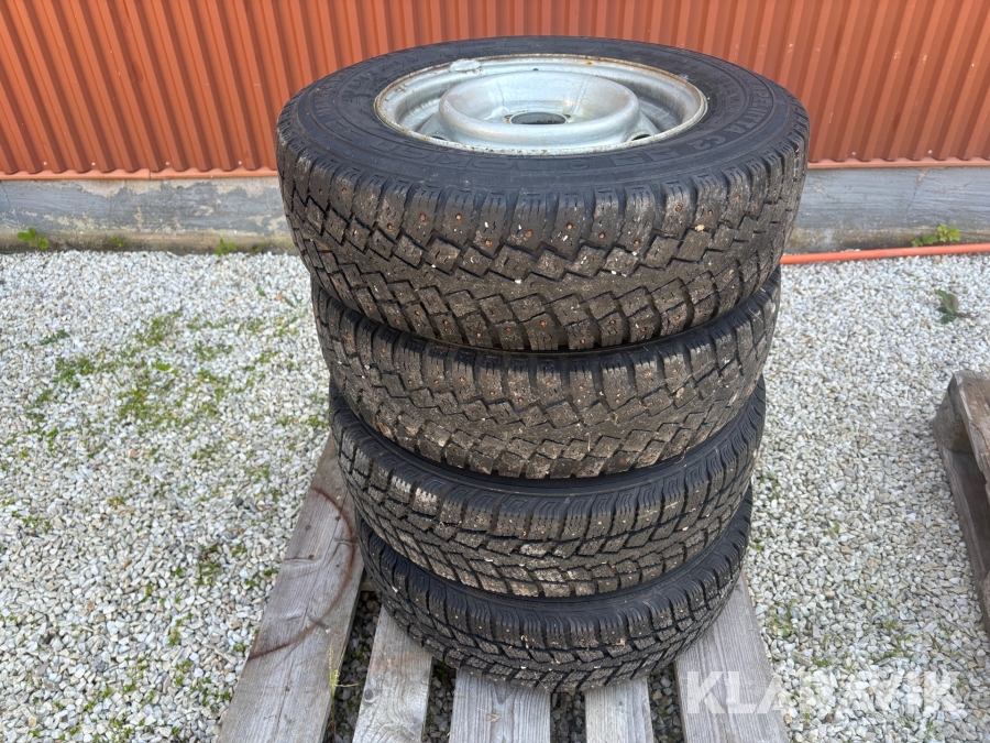 Däck Nokian 185R14C M+S 4 stycken