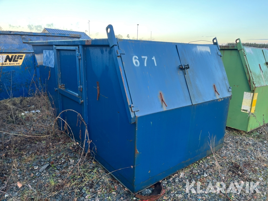 Vippcontainer ca 8 kubik