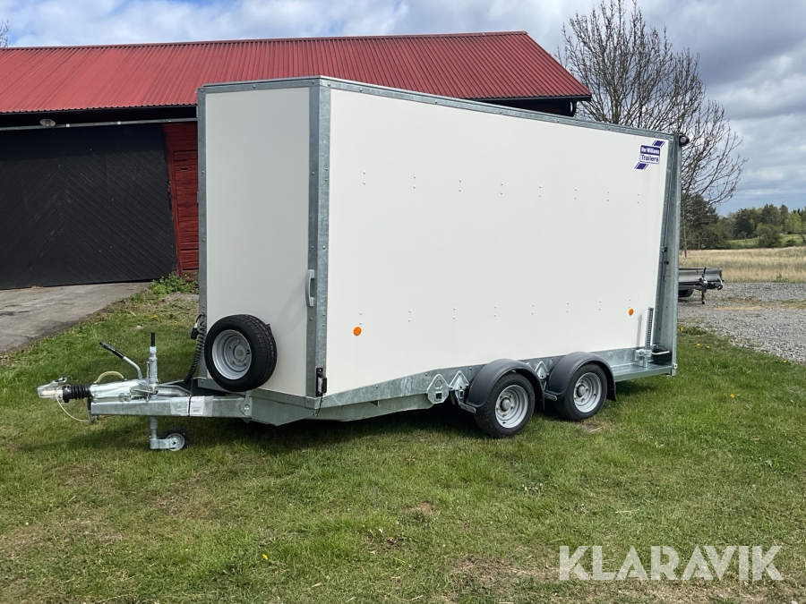 Personbilssläp med kombiramp Ifor Williams 3500kg