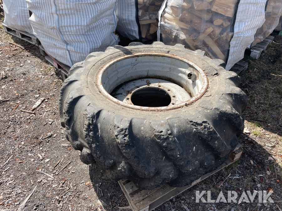 Skogsmaskinsdäck med fälg Nokian 600/65-34 1st