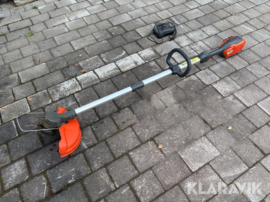 Grästrimmer Husqvarna 215iL
