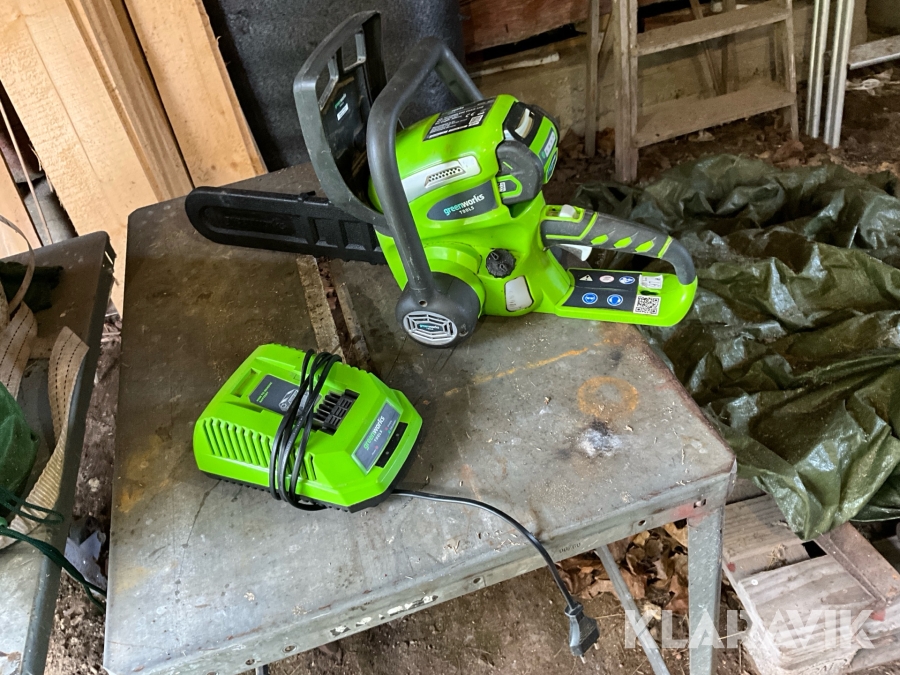 Batteridriven motorsåg Greenworks Tools 20117 40V