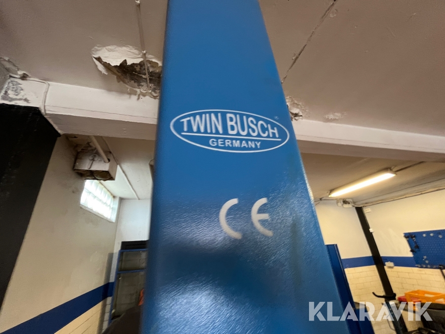 Tvåpelarlyft Twin Busch TW 3500, Vaggeryd, Klaravik auktion