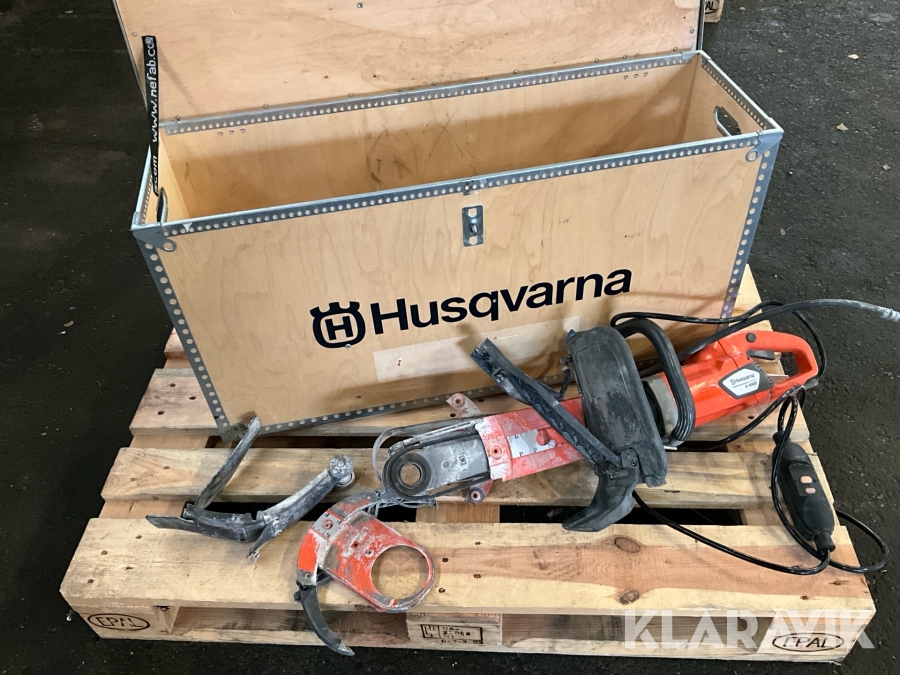 Kapmaskin i delar Husqvarna K4000