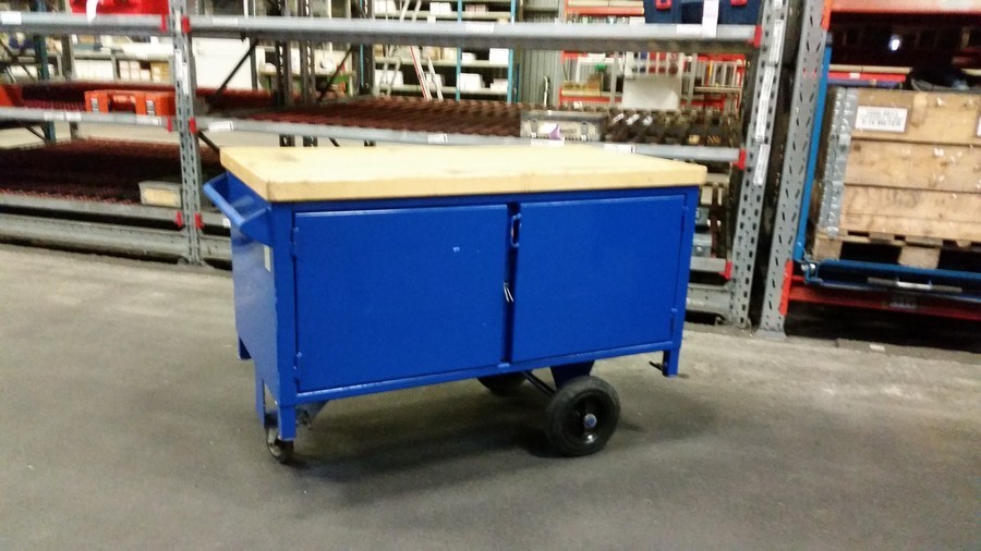 Verktygsvagn med bänk