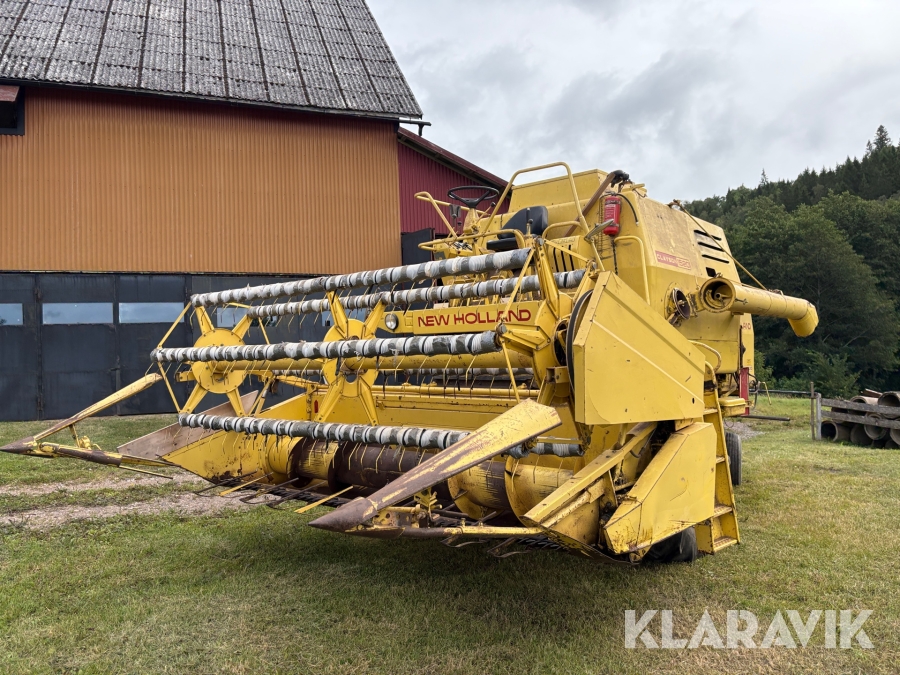 Tröska New Holland 1520 Clayson
