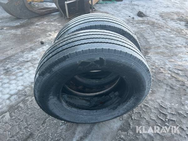 Däck Bridgestone 245/70-R19.5 2st