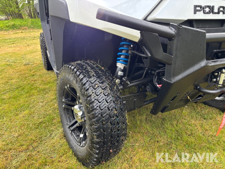 UTV Polaris Ranger XP Kinetic 29.8kW litium Ion med 2 uppsättningar däck