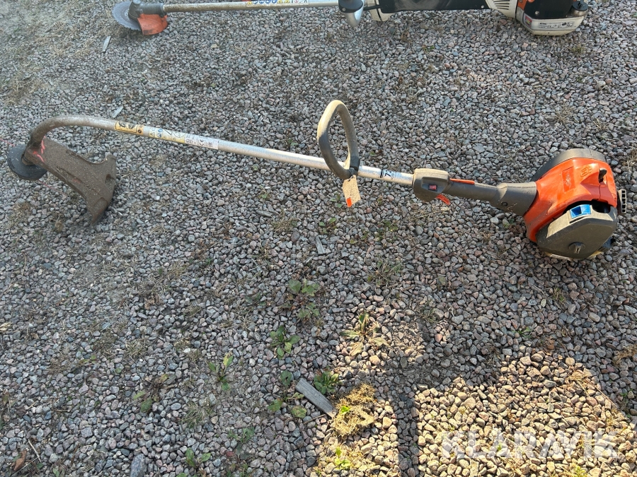 Grästrimmer Husqvarna 122 C
