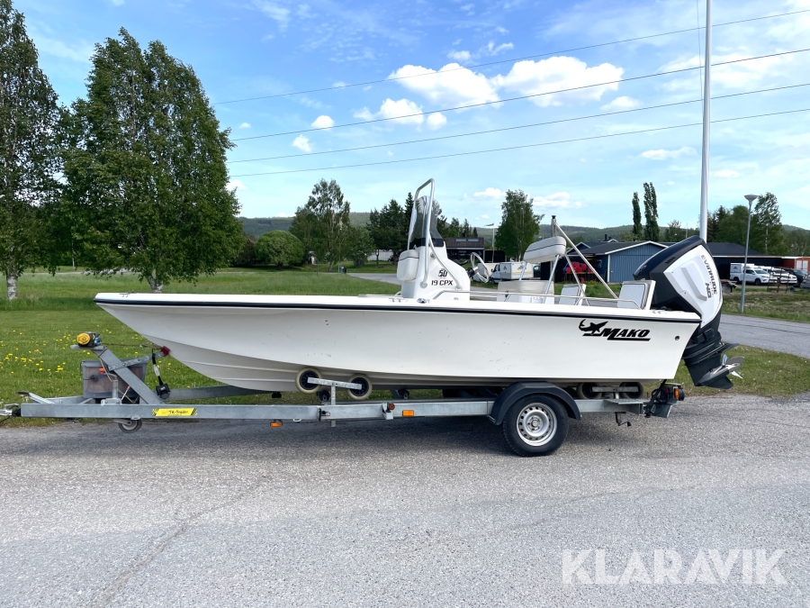 Motorbåt Mako 19 CPX med båttrailer