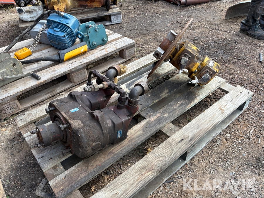 Hydrauldubbelpump Volvo F11-39-MB-00-K 2st
