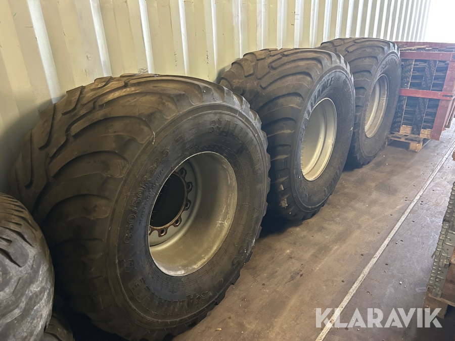 Däck 4 st Alliance 650/50R22.5 med fälg