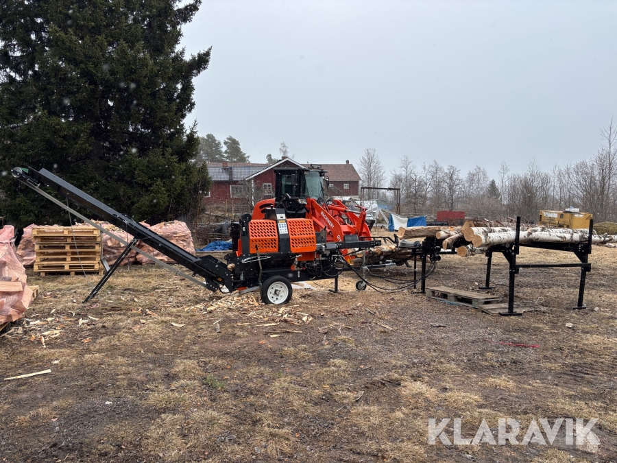 Vedprocessor Rima RM7-20T med hydrauliskt  uppläggningsbord