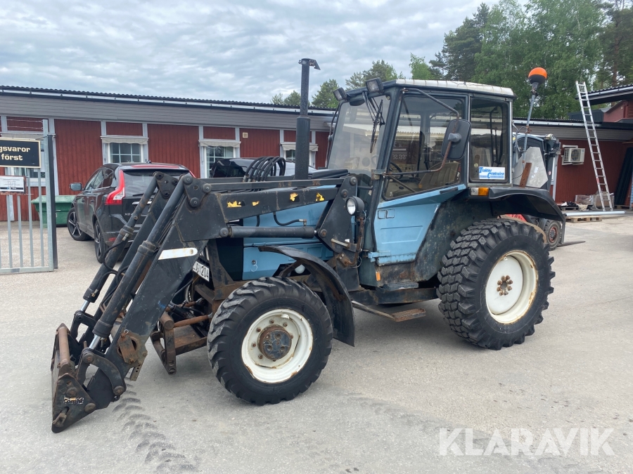 Traktor Valmet 415 med lastare