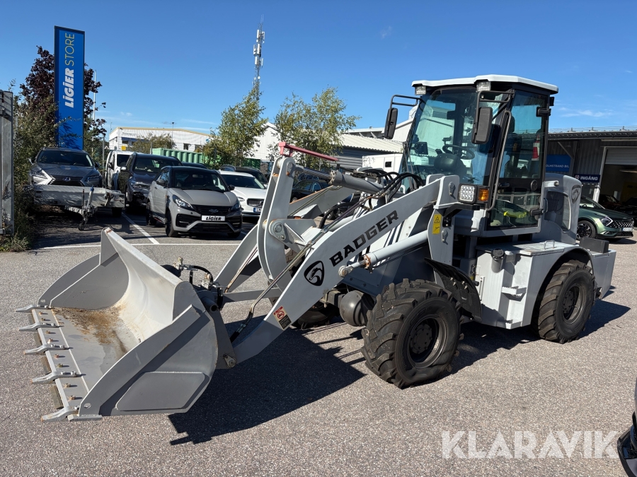 Hjullastare Badger HL 16 4X4 EU5 med redskap