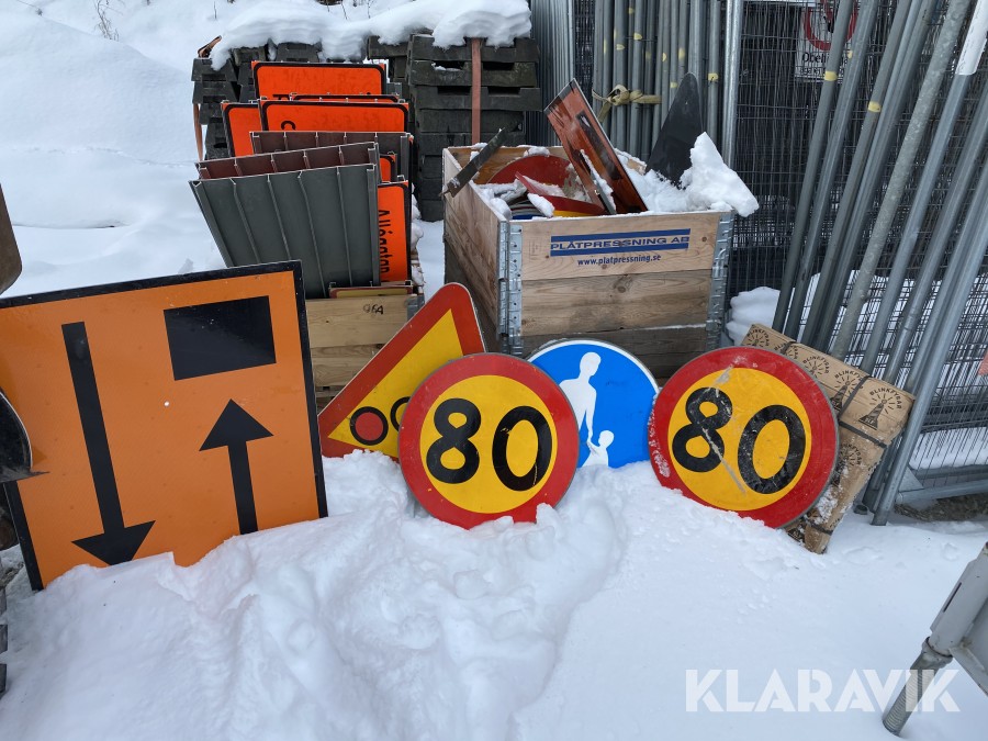 Vägmärken Nya & Begagnade