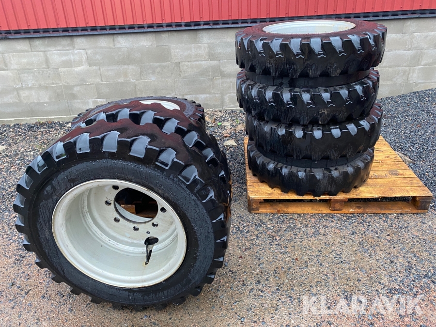 Entreprenad Däck med fälg 4st Mitas 8.25-20 EM (Dubbeldäck)