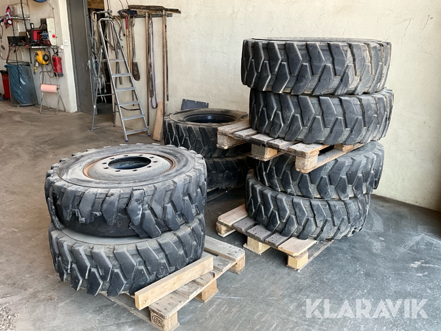 Grävmaskinshjul Caliber 315/70-22,5 8st