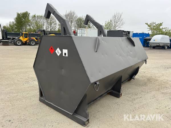Dieseltank för bandtraktor Färmartanken 3000 liter