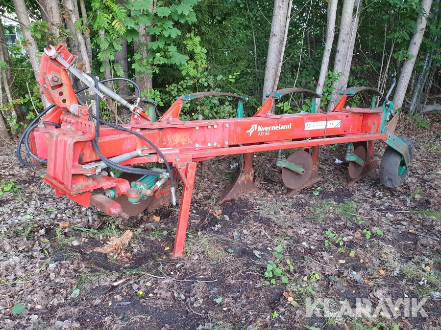Plog Kverneland AD 85 4 skär