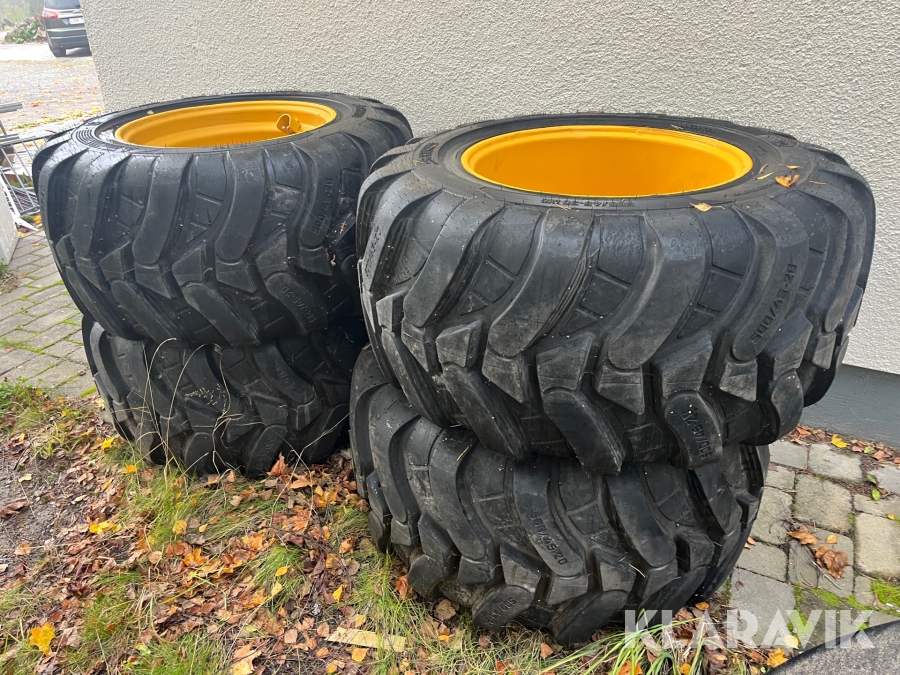 Hjul till grävmaskin Camso 500/45-20 4 st