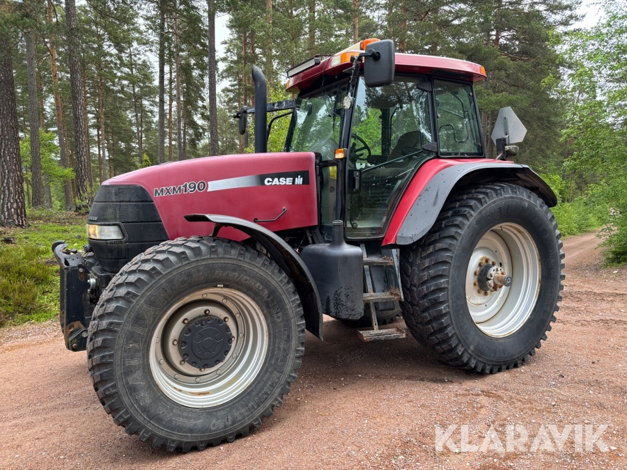Traktor Case IH MXM 190 med frontlyft