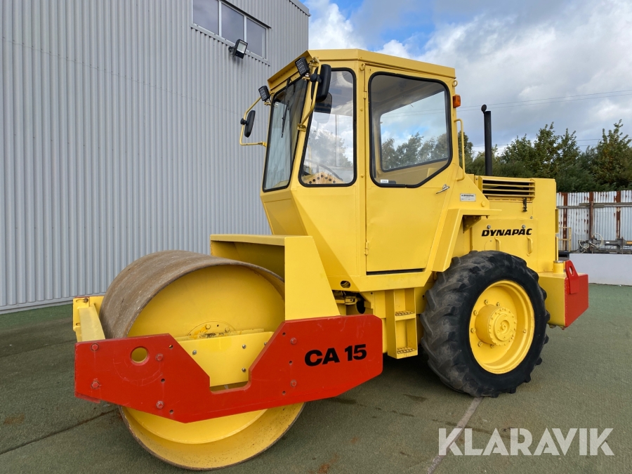 Vält Dynapac CA 15 R