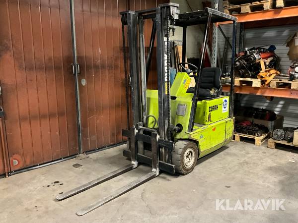 Truck Clarke TM 12 S