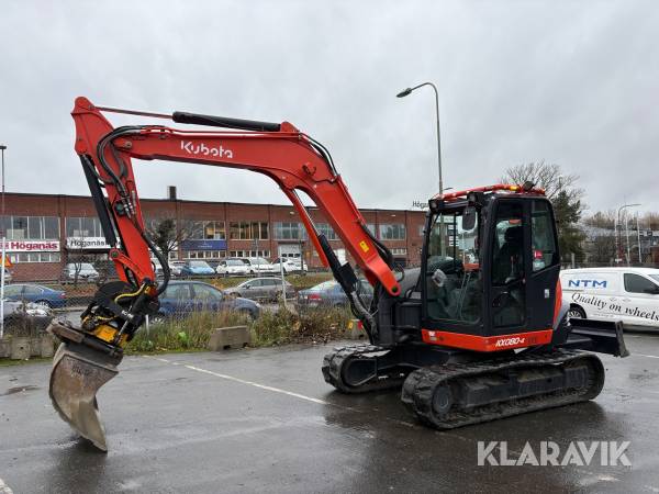Grävmaskin Kubota KX080-4 med Engcon tiltrotator