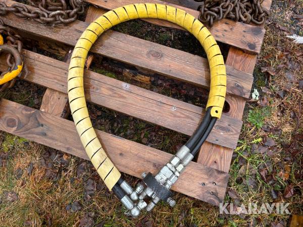 Hydraulslang med fasterkoppling