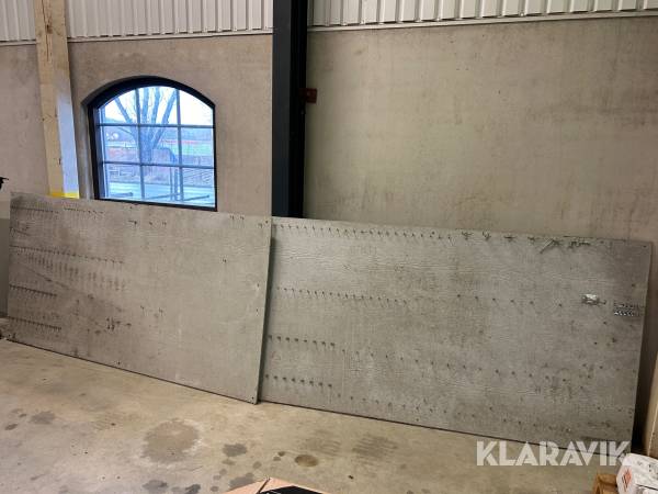 Verktygstavlor 2 st på masonitskiva