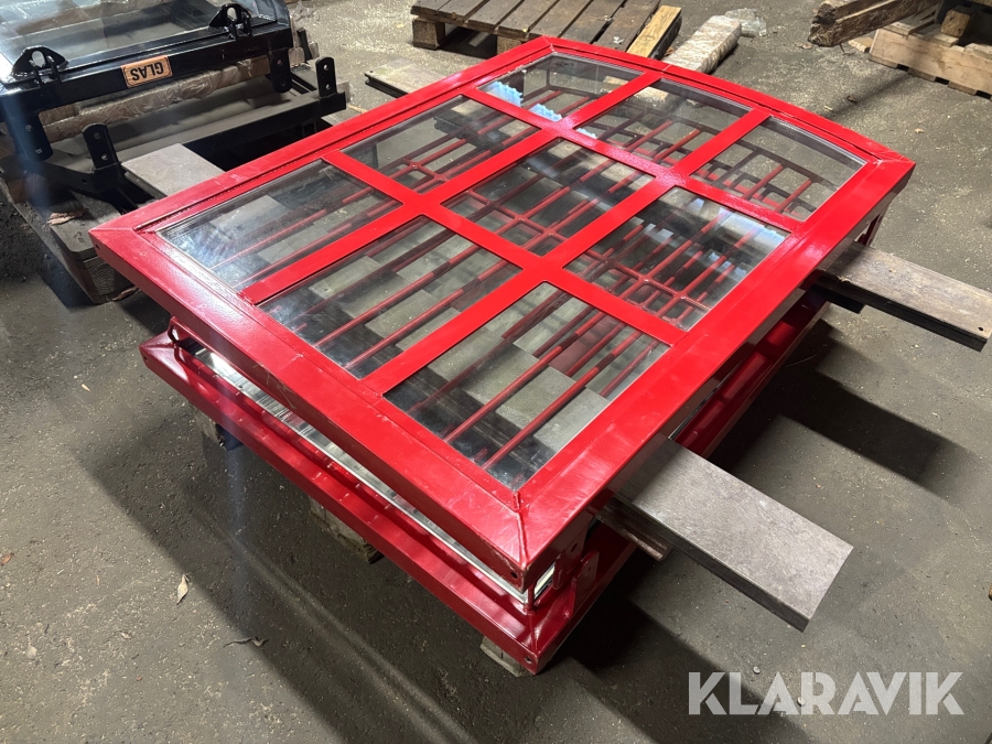 Stallfönster / Stålfönster City-Boxen Välvda - 2st röda