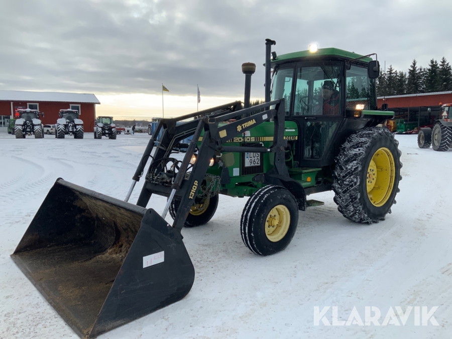 Traktor John Deere 2040S med lastare